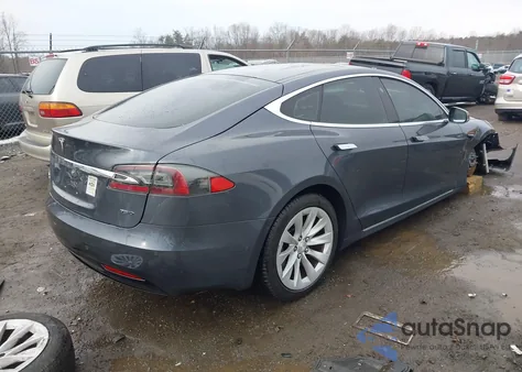 2018 Tesla Model S 100D/75D/P100D из США, поврежденный, VIN 5YJSA1E29JF244870
